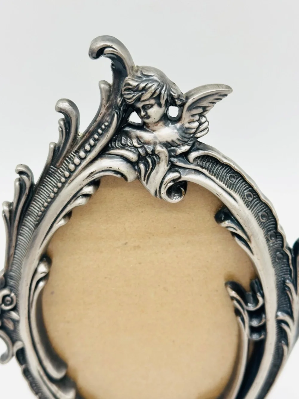VTG Linco Pewter Cherub Oval Picture Frame Ornate Victorian Baroque Velvet Back